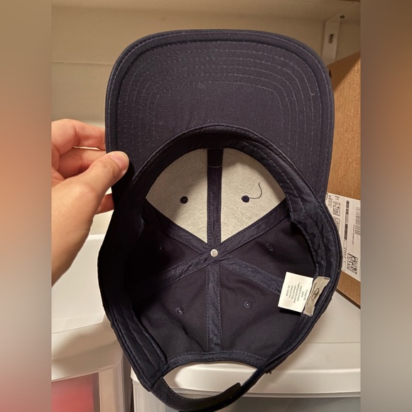 Black Adults (Unisex) Timberland Hat (Never Worn!) - Picture 5 of 6